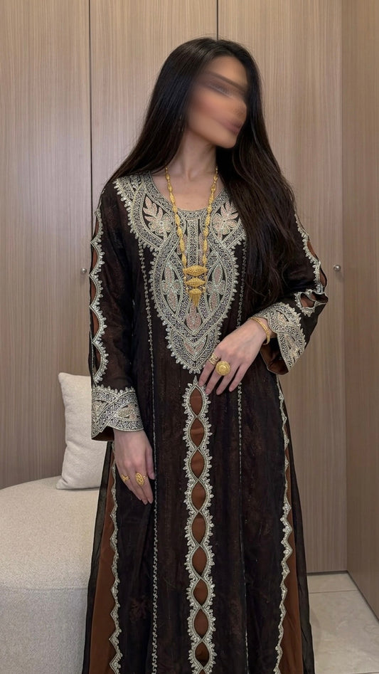 لبسة العيد ⭐️تسليم فوري