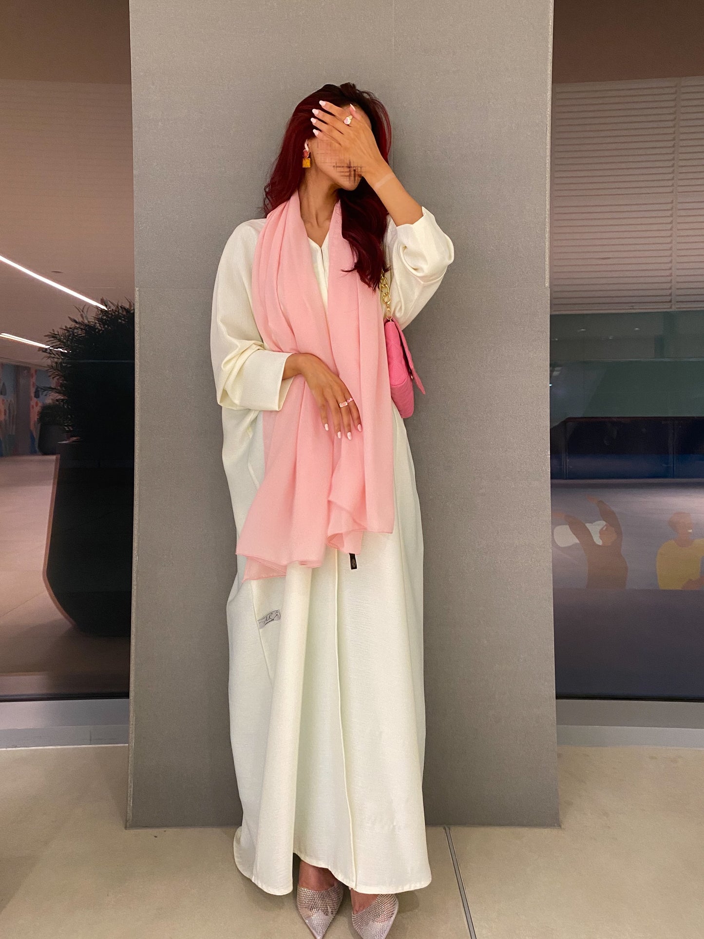 White abaya bisht